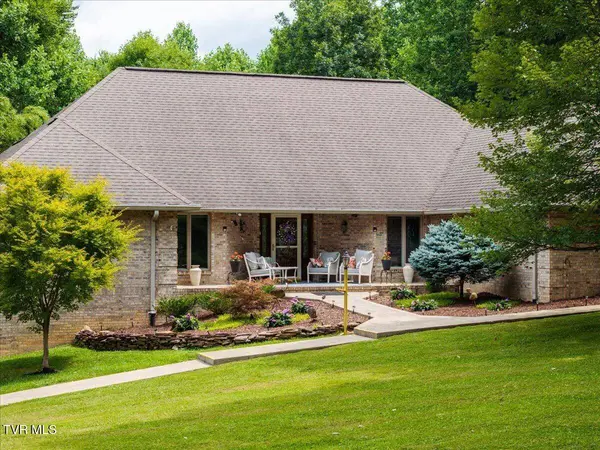 2031 Ridgefield RD, Johnson City, TN 37601