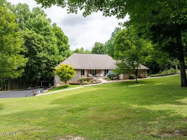 2031 Ridgefield RD, Johnson City, TN 37601