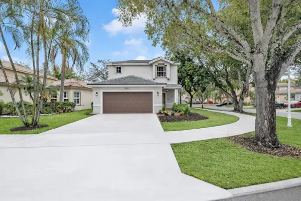 4907 Pelican MNR, Coconut Creek, FL 33073
