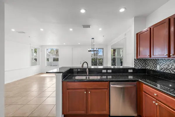 4826 Acadian TRL, Coconut Creek, FL 33073