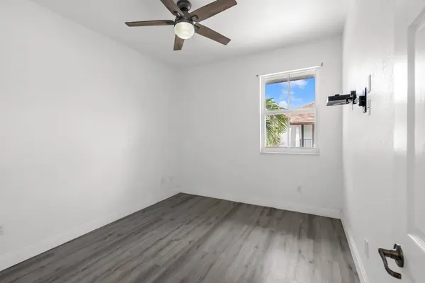 4826 Acadian TRL, Coconut Creek, FL 33073