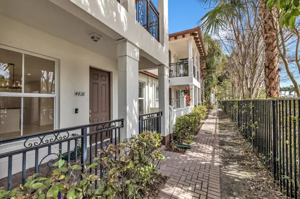 4826 Acadian TRL, Coconut Creek, FL 33073