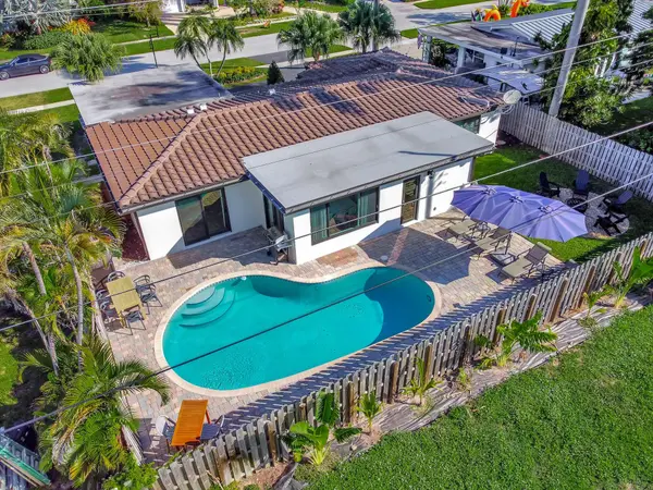 908 SE 16th ST, Deerfield Beach, FL 33441