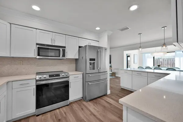 908 SE 16th ST, Deerfield Beach, FL 33441