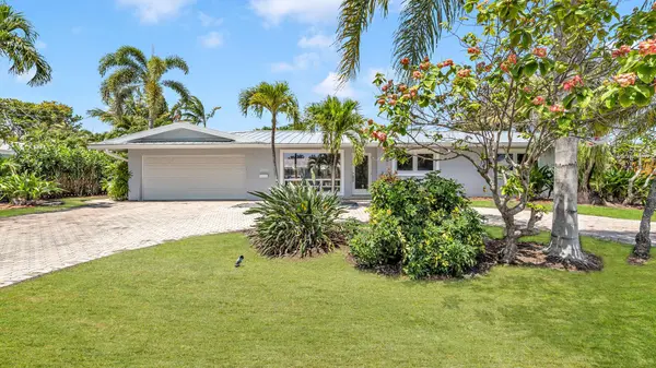 2241 NE 33rd ST, Lighthouse Point, FL 33064