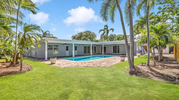 2241 NE 33rd ST, Lighthouse Point, FL 33064