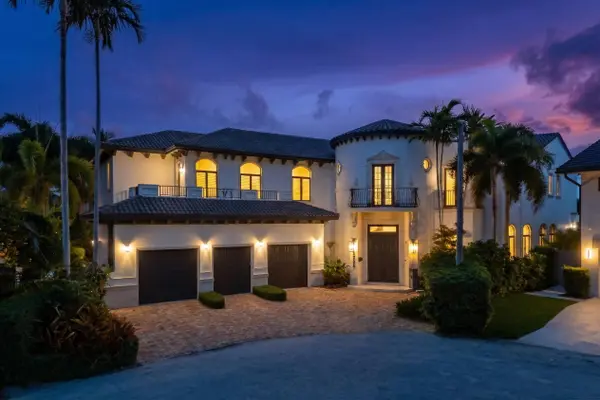 3700 NE 28th AVE, Lighthouse Point, FL 33064