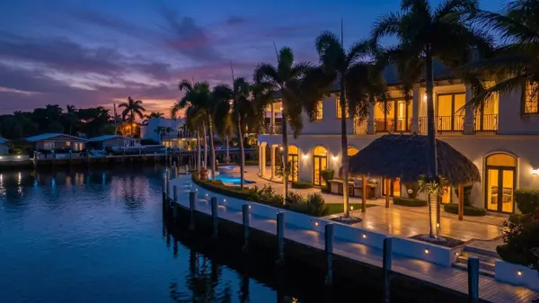 3700 NE 28th AVE, Lighthouse Point, FL 33064