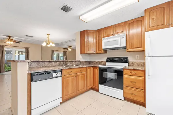 2519 NE 15th ST, Pompano Beach, FL 33062