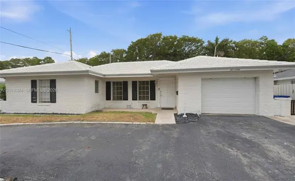 1310 SE 14th Ct, Deerfield Beach, FL 33441