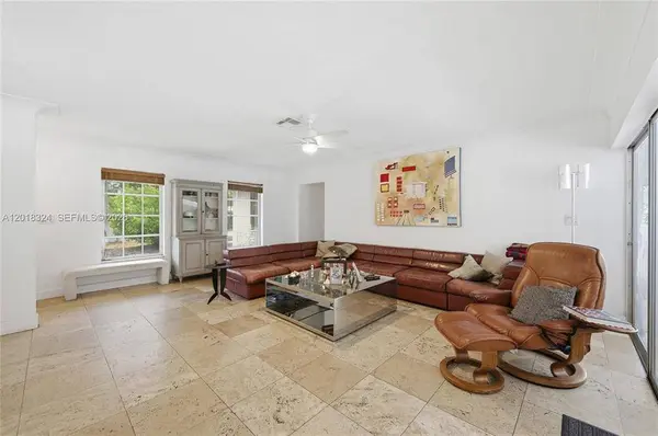 1310 SE 14th Ct, Deerfield Beach, FL 33441