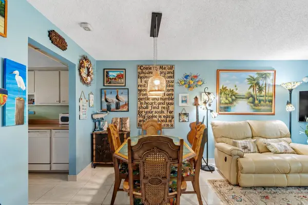 2017 SW Golf LN #113, Boynton Beach, FL 33426