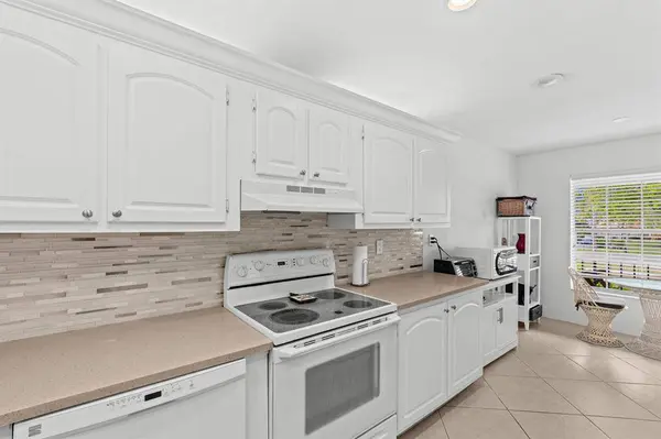 5656 Via Delray BLVD, Delray Beach, FL 33484