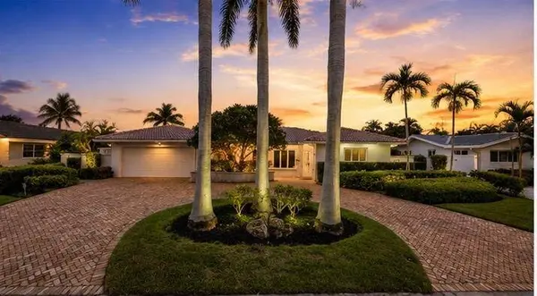 4220 NE 26th AVE, Lighthouse Point, FL 33064