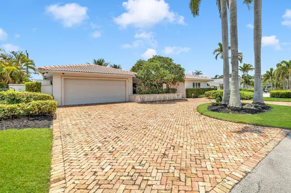 4220 NE 26th AVE, Lighthouse Point, FL 33064