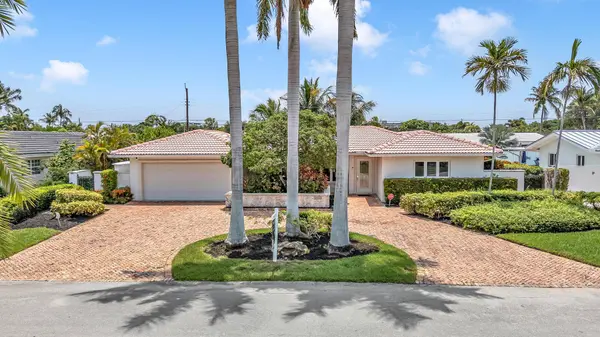 4220 NE 26th AVE, Lighthouse Point, FL 33064