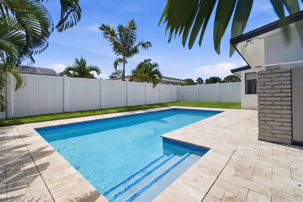1333 SE 8TH ST, Deerfield Beach, FL 33441