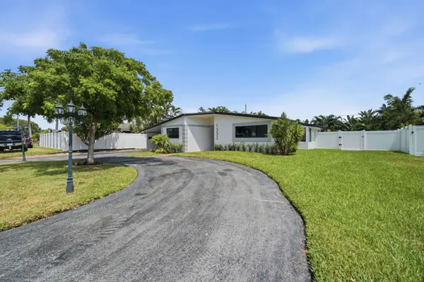 1333 SE 8TH ST, Deerfield Beach, FL 33441
