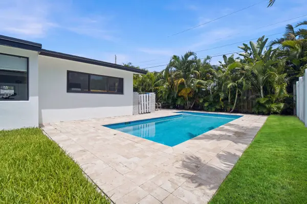 1333 SE 8TH ST, Deerfield Beach, FL 33441