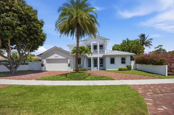 2009 NE 21ST ST, Fort Lauderdale, FL 33305