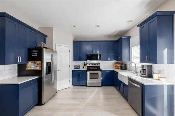 9004 GRAND BAYOU CT, Tampa, FL 33635