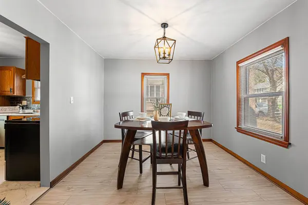 614 S Lincoln Avenue, Beaver Dam, WI 53916