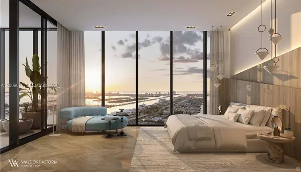300 N Biscayne Blvd #8401, Miami, FL 33132