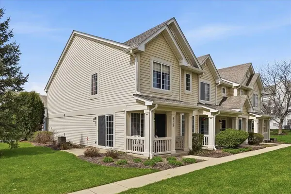 622 Key Largo DR #622, Fox Lake, IL 60020