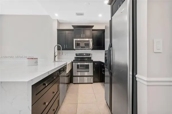 8334 NW 144th Ter, Miami Lakes, FL 33016