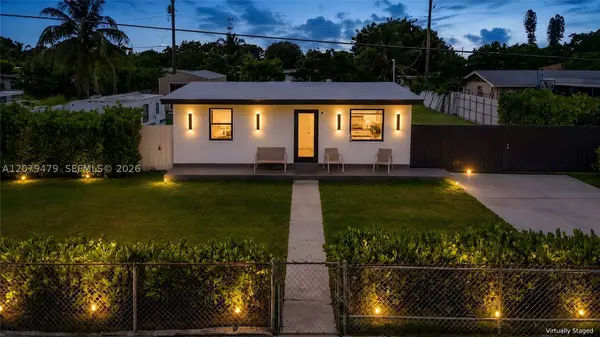 10420 SW 182nd St, Miami, FL 33157