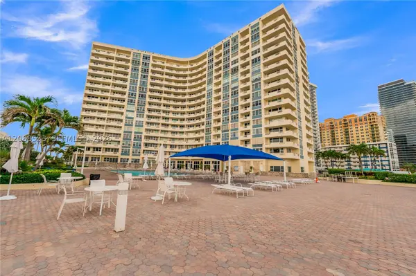 3180 S Ocean Dr #605, Hallandale Beach, FL 33009