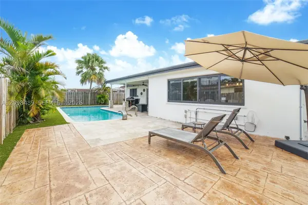 11941 NW 23rd St, Pembroke Pines, FL 33026