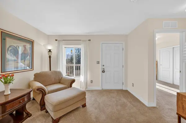 12114 Wolf RD, Grass Valley, CA 95949