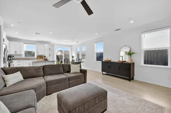 2703 Coronado LN, Lincoln, CA 95648