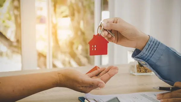 Buyers Q&A: How can I compete against cash offers? 