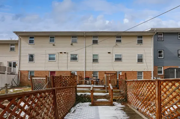 449 Hillside Ave, Lancaster, PA 17603-5634