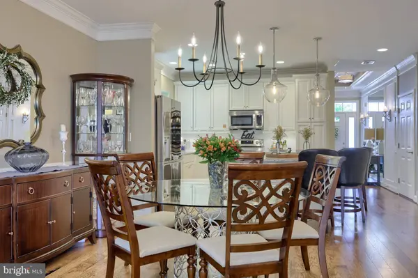 1068 CONSTITUTION DR, Lititz, PA 17543