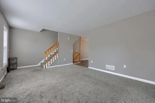 322 OAKRIDGE DR, Mountville, PA 17554