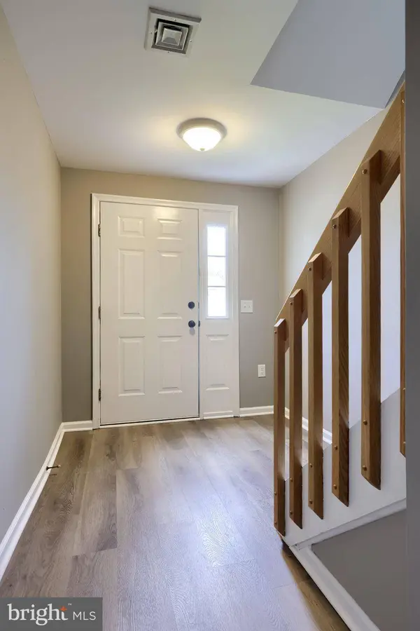 322 OAKRIDGE DR, Mountville, PA 17554