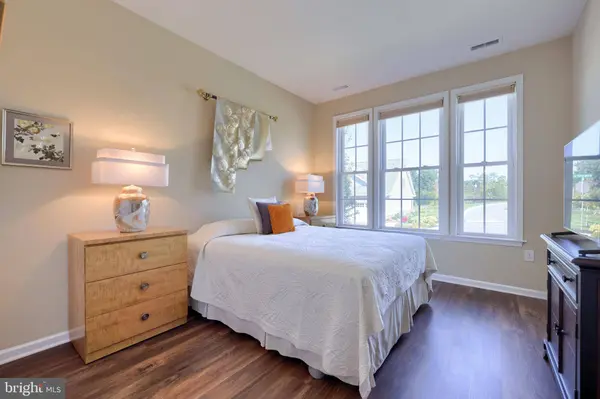 576 ALLEGIANCE DR, Lititz, PA 17543