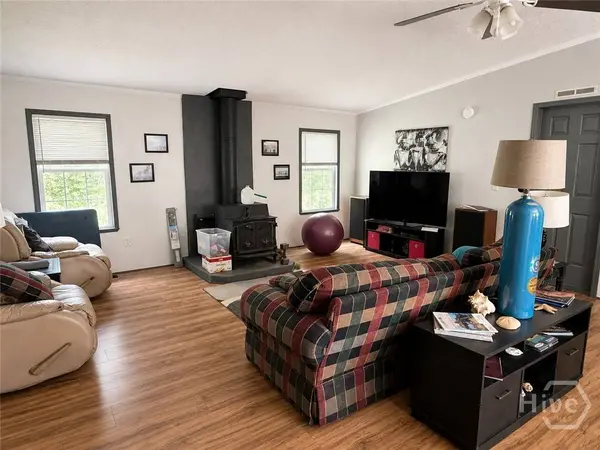 1077 Lem Edwards RD, Winterville, GA 30683