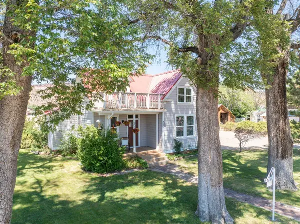 241 N 300 #W, Kanab, UT 84741
