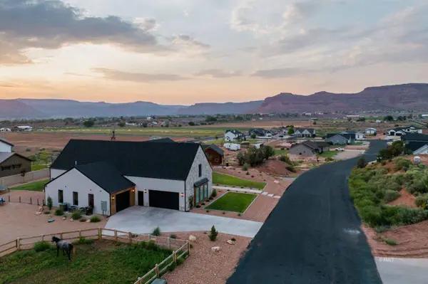 1222 S Country Estates Ln, Kanab, UT 84741