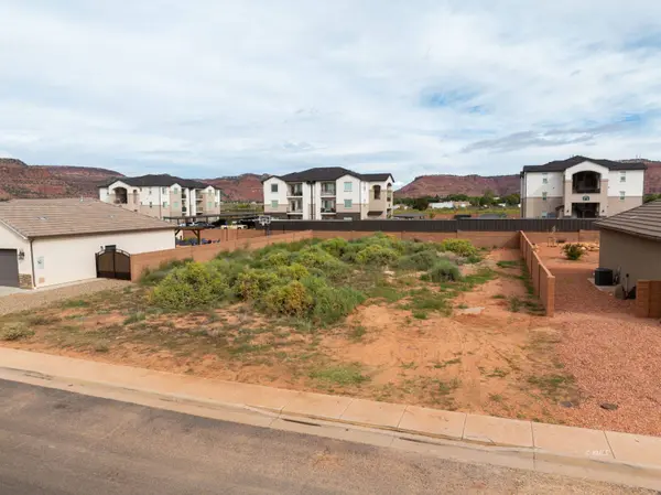 Sedona ValleyRd, Kanab, UT 84741