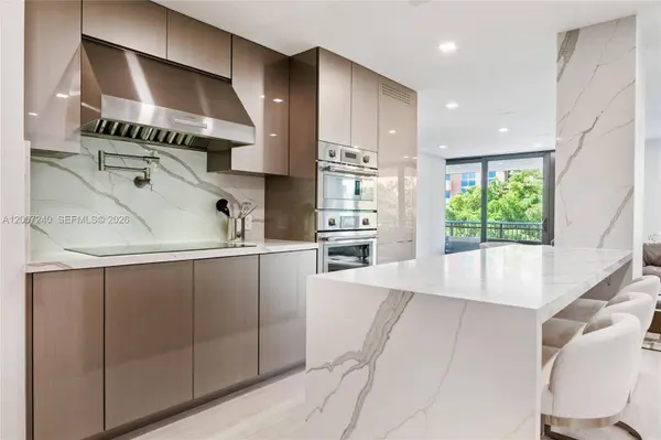 2901 S Bayshore Dr #5E, Miami, FL 33133