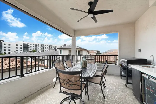 4605 NW 83rd Path, Doral, FL 33166