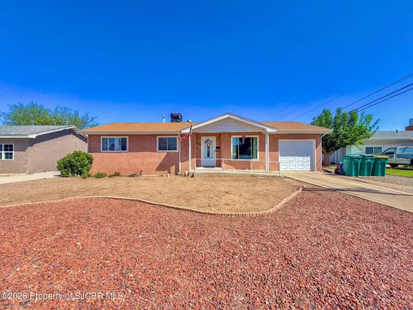 1620 CAMINA PLACER, Farmington, NM 87401