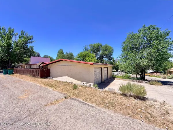 333 CLARK PL, Aztec, NM 87410