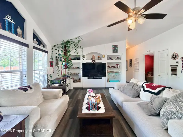 500 GLADE PL, Farmington, NM 87401