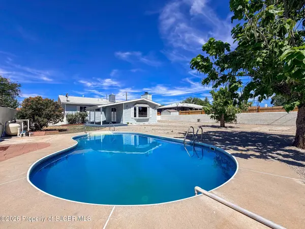 2006 N COCHITI AVE, Farmington, NM 87401